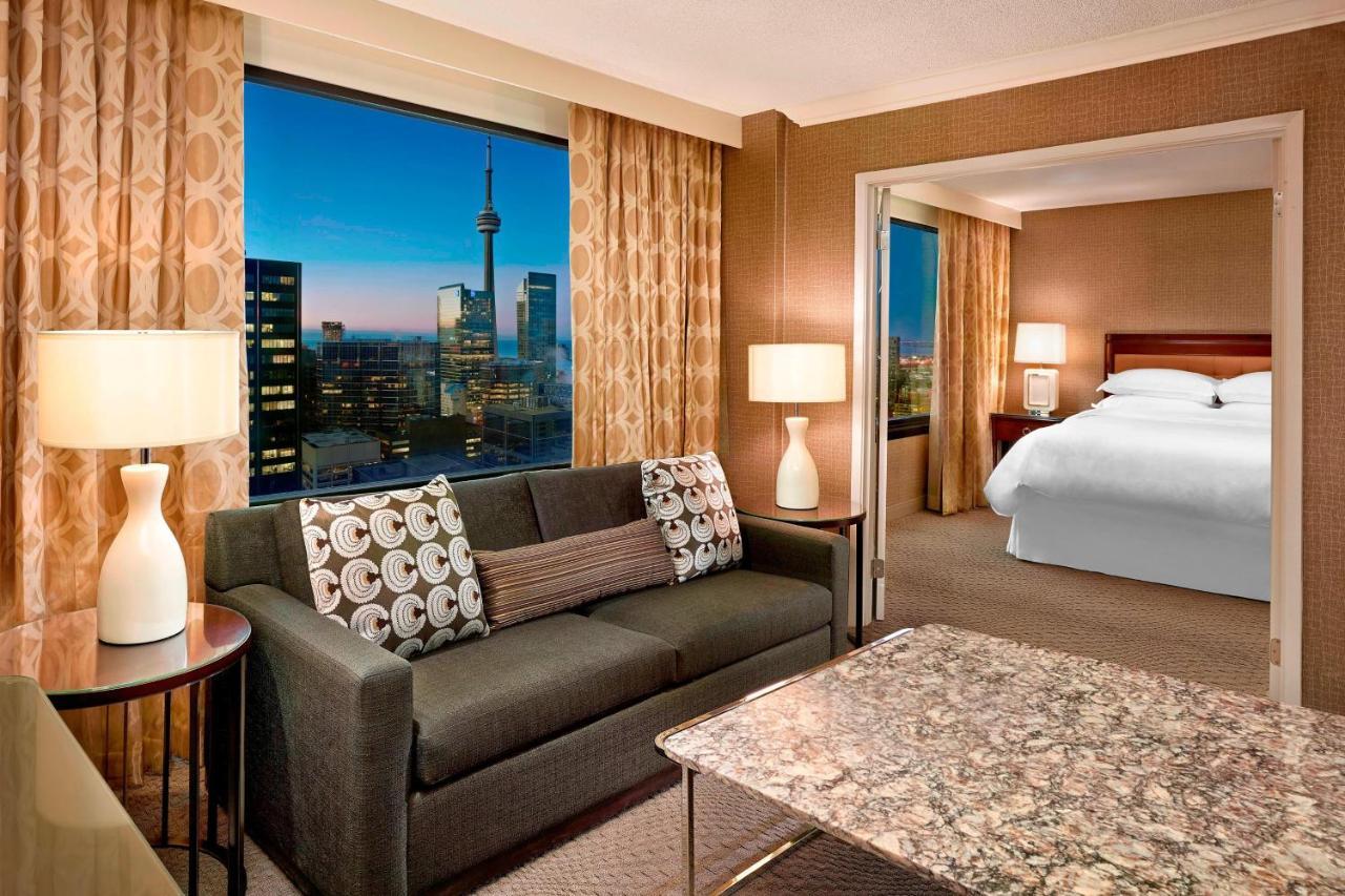 Sheraton Centre Toronto Hotel Экстерьер фото