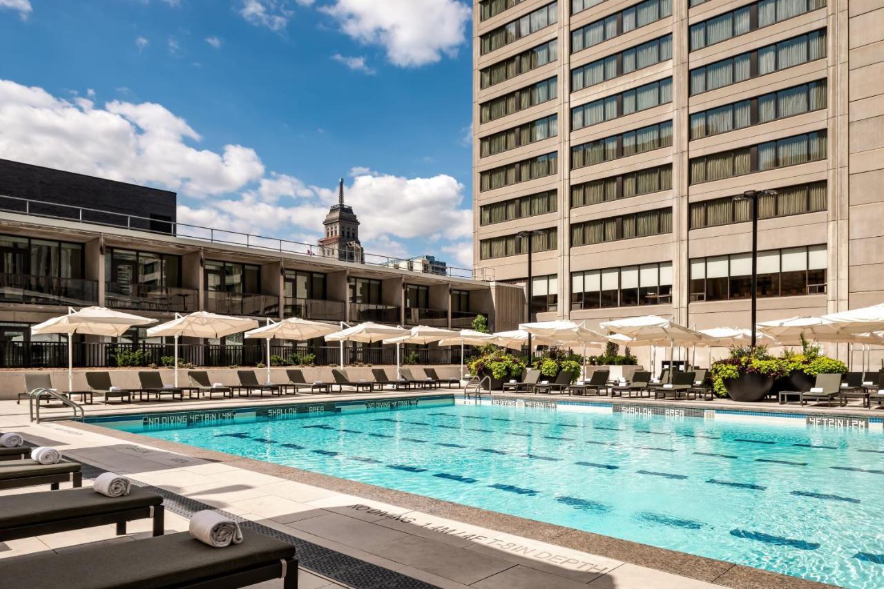 Sheraton Centre Toronto Hotel Экстерьер фото