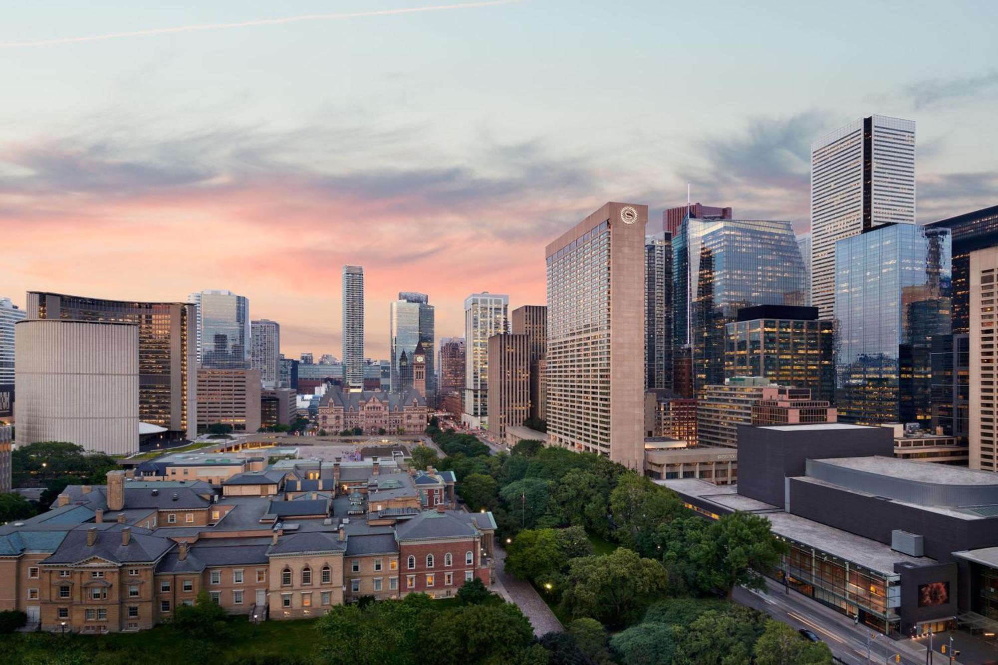 Sheraton Centre Toronto Hotel Экстерьер фото