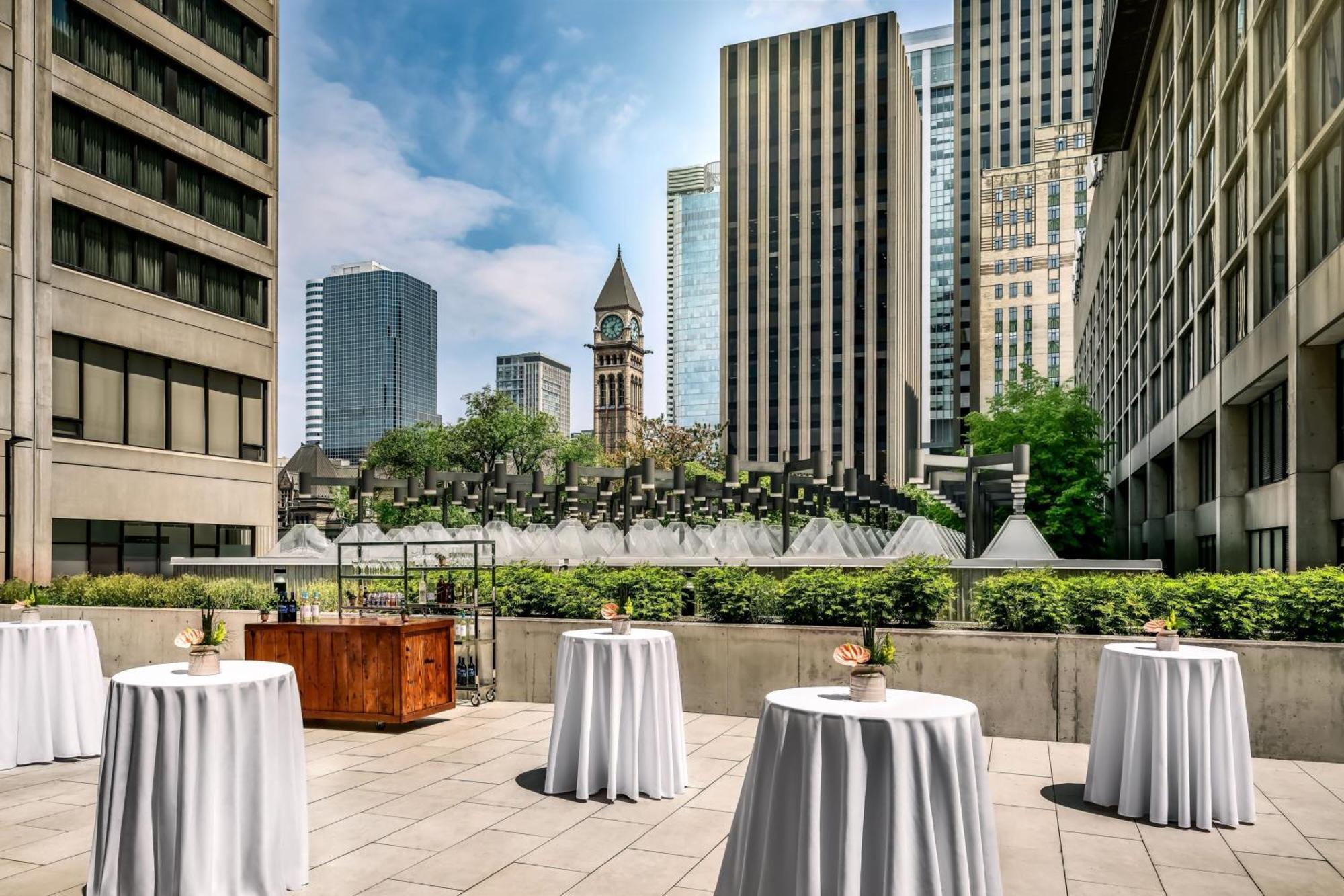 Sheraton Centre Toronto Hotel Экстерьер фото