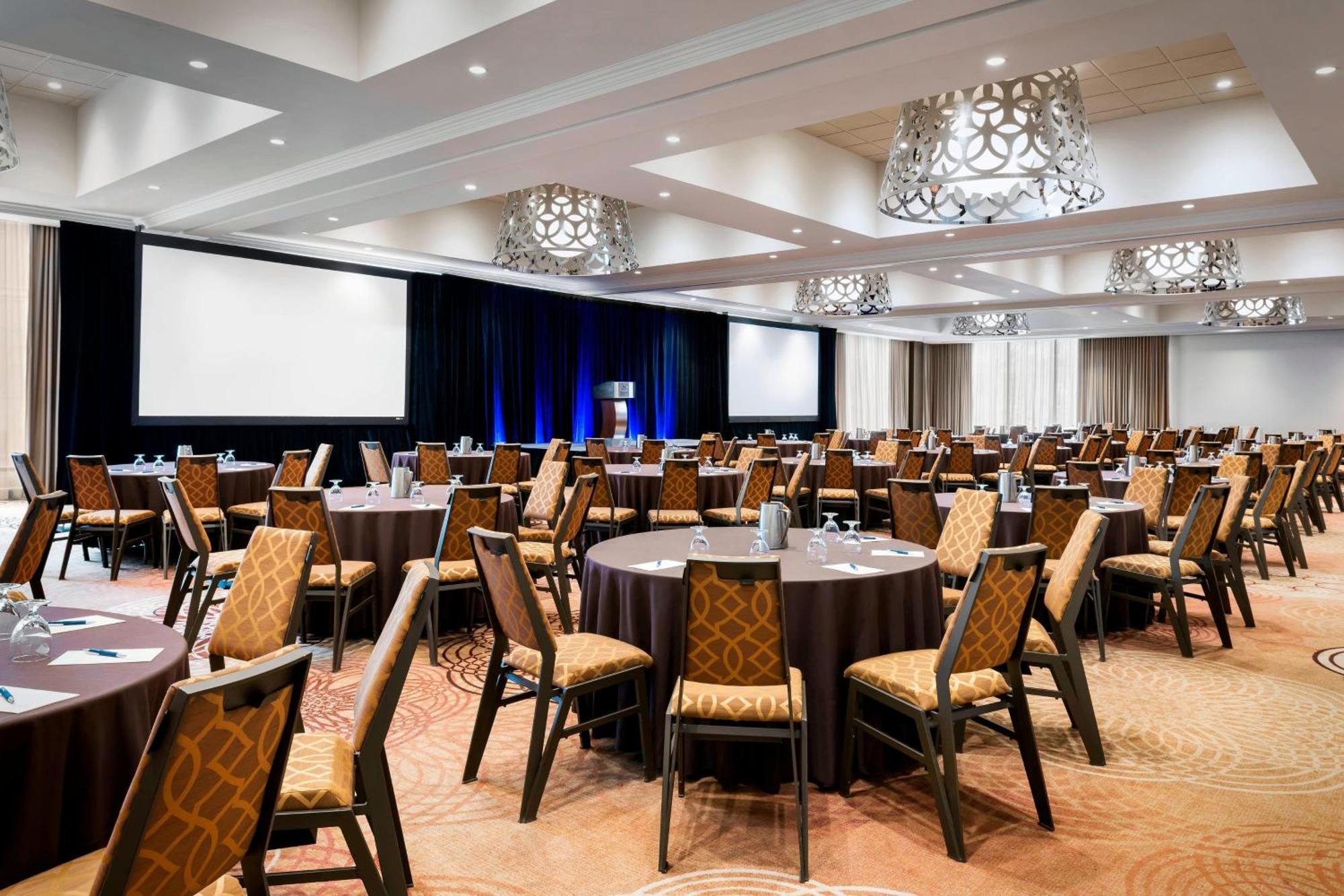 Sheraton Centre Toronto Hotel Экстерьер фото